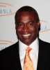 photo Phill Lewis